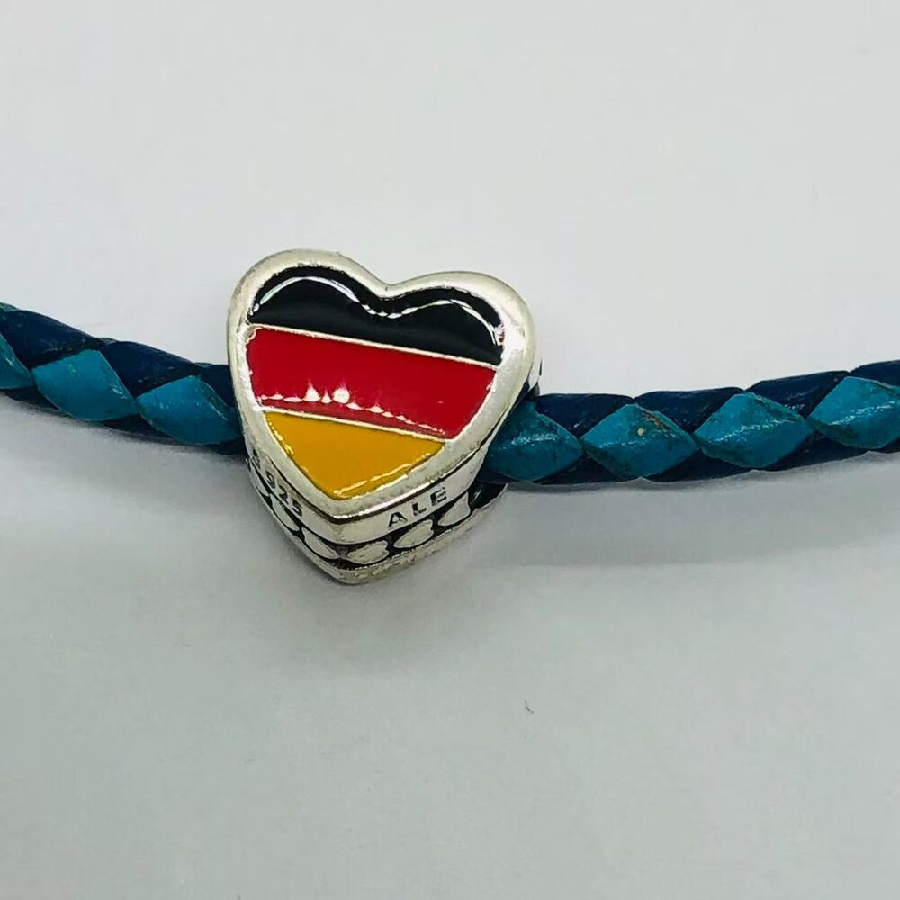 ✨✨Pandora Germany Country Flag Exclusive Heart Charm